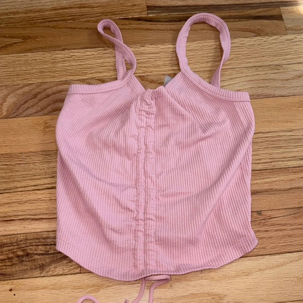 Pink Ruched Ribbed Tank Top - Picture 4 of 4